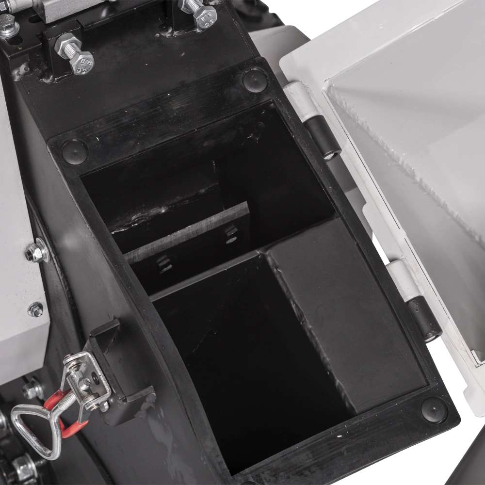 Kombinovaný štěpkovač a drtič LUMAG RAMBO HC10DUO – větve do 100 mm
