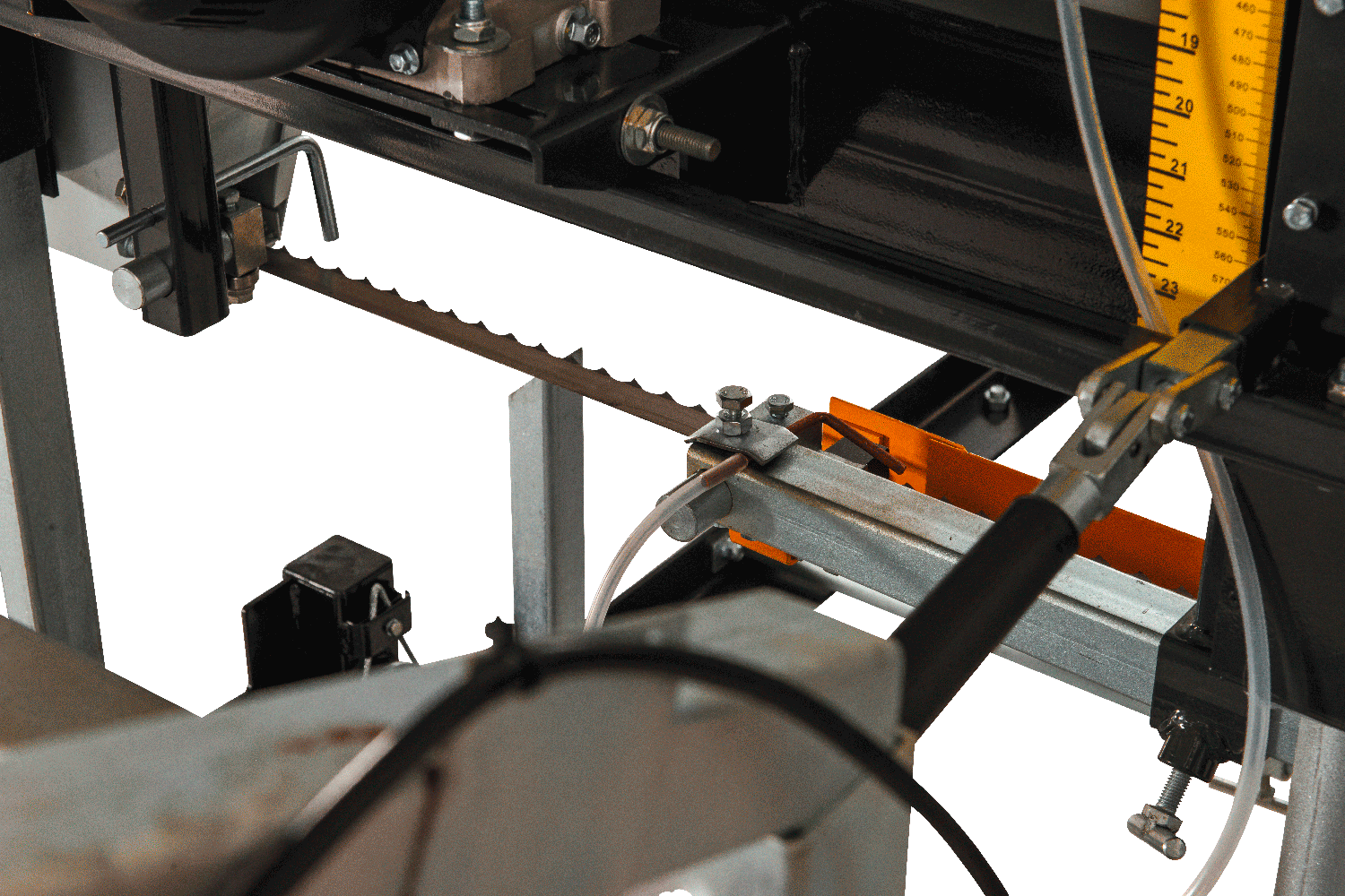 Kmenová pásová benzínová pila LUMAG BSW66 GL